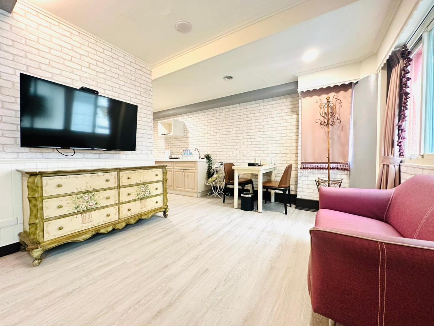 Elizabeth Hotel Taichung Exterior photo